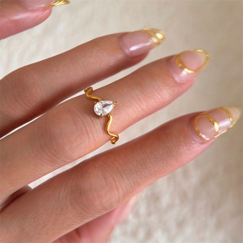 Designer Tear Water Drop Diamond New Fashion Gold Plated Thin Ring For Women_voghion.com