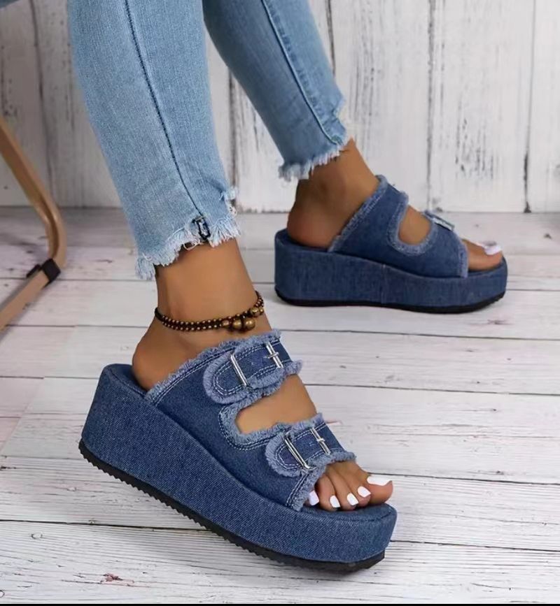 New Plus-size Limping And Denim Belt Buckle Slip-on Slippers_voghion.com