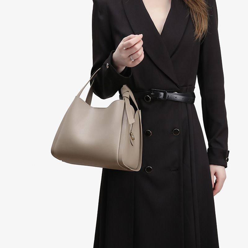 Genuine Leather Handbag Versatile Women's New Style Basket Shoulder Crossbody Bag Large Capacity Bucket Handheld Fashion_voghion.com