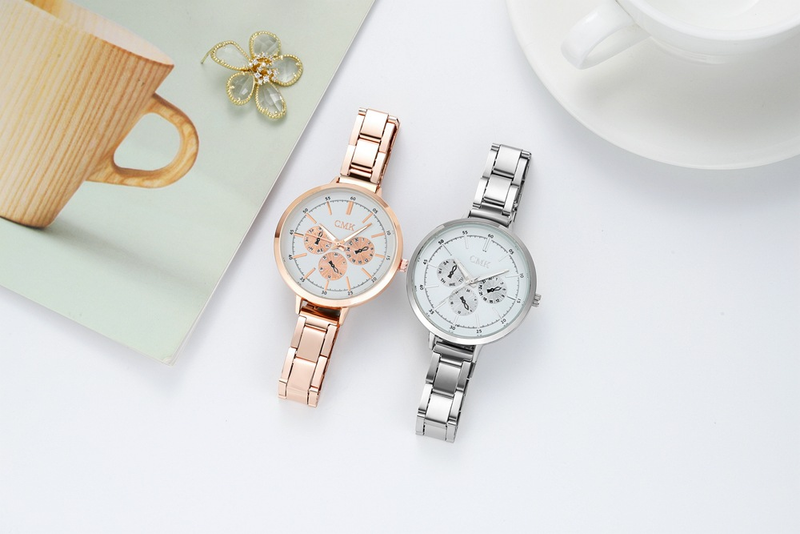 Nuovo orologio in lega da donna semplice e popolare con cinturino in acciaio a tre occhi falsi sottili_voghion.com