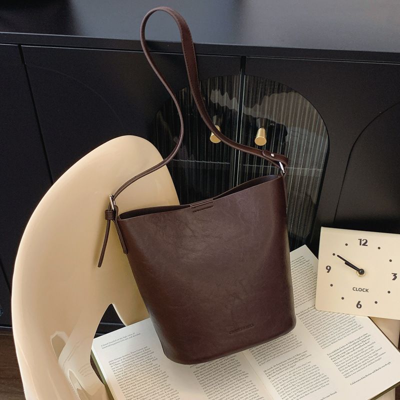 Borsa a tracolla piccola monospalla estiva alla moda per le donne 2024, nuova borsa a tracolla alla moda, grande capacità_voghion.com
