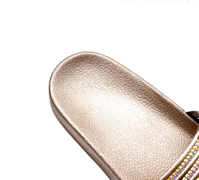 Olesale New Style Ready Stock Cross Border Independent Station Plus Size Craft Hausschuhe Shiny Diamond Sandalen Casual One Line Damen Sandalen_voghion.com