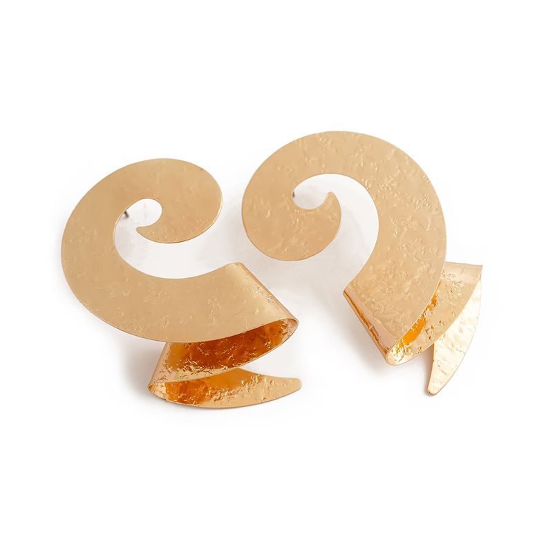 Personality metal geometric texture hollow earrings female irregular twisted glossy earrings earrings_voghion.com