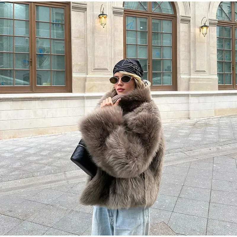 Mode Verdicken Warme Flauschigen Pelzigen Mantel Frauen Lange Sleeveshort Fuchs Pelz Oberbekleidung 2024 Chic Dame Straße Jacke_voghion.com