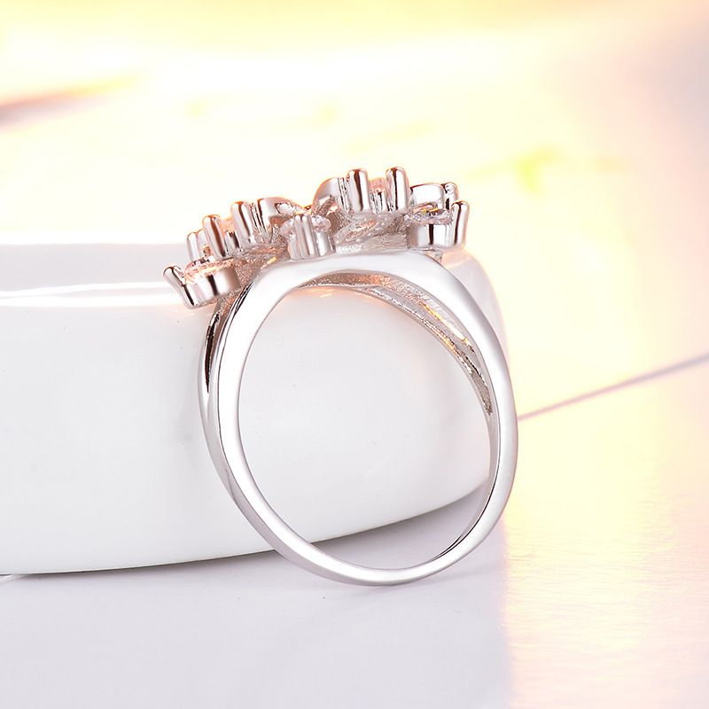 Moda Romantica ed Elegante Anello di Nozze in Zircone a Forma di Fiore di Ciliegio Squisito Gioielli da Donna in Argento_voghion.com