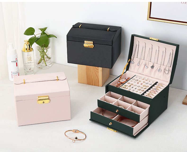 Lussuoso portagioielli in pelle PU a 3 ripiani con serratura: elegante contenitore per orecchini, anelli, collane e altro ancora._voghion.com