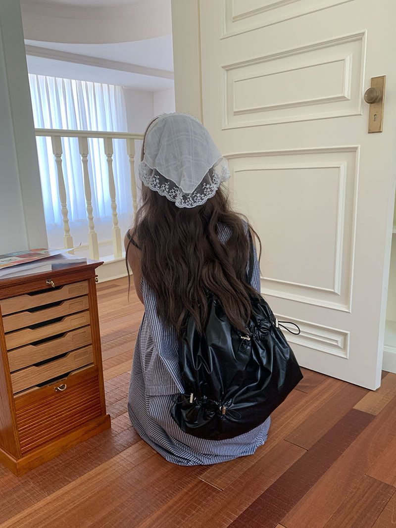 2024 Korean Ins niche design drawstring pleated silver for women commuting versatile casual small backpack_voghion.com