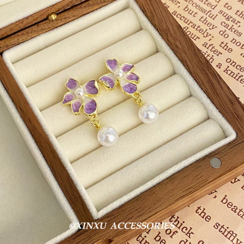 Neue Emaille-Ölgemälde-Blumenohrringe mit Farbverlauf, Perlenkette mit französischem Temperament für Damen, 2024 Ohrschmuck_voghion.com