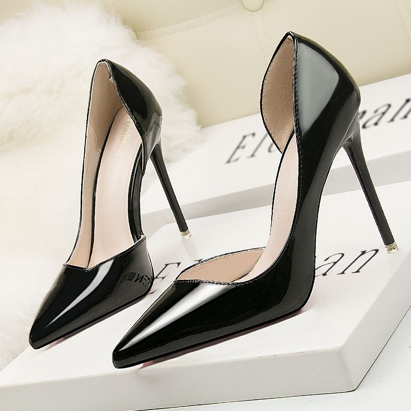 1132-3 Style Fashionable Minimalist Slim High Heels, Shallow Mouth, Pointy Hollow Out, Sexy And Slimming OL Professional_voghion.com