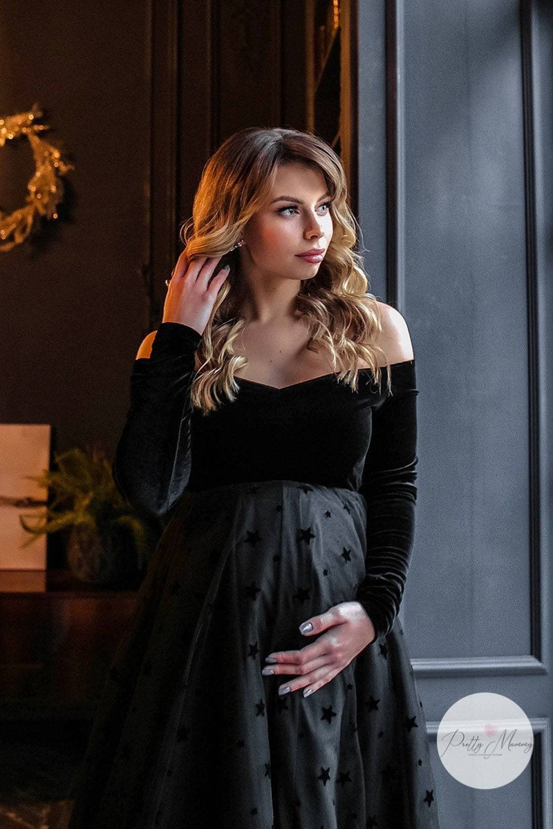 Abito fotografico da donna con gonna lunga premaman in velluto di velluto_voghion.com