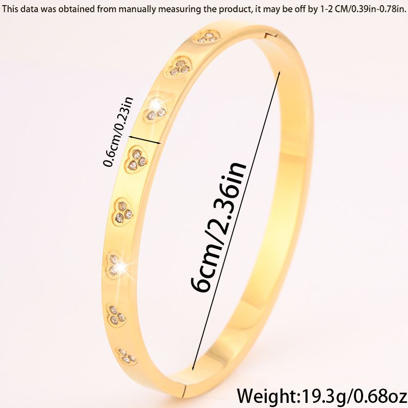 Bracciale alla moda in acciaio al titanio con diamanti a forma di cuore di pesca, modello per coppie, versione alta, leggero, lussuoso, in acciaio al titanio, resistente allo sbiadimento._voghion.com