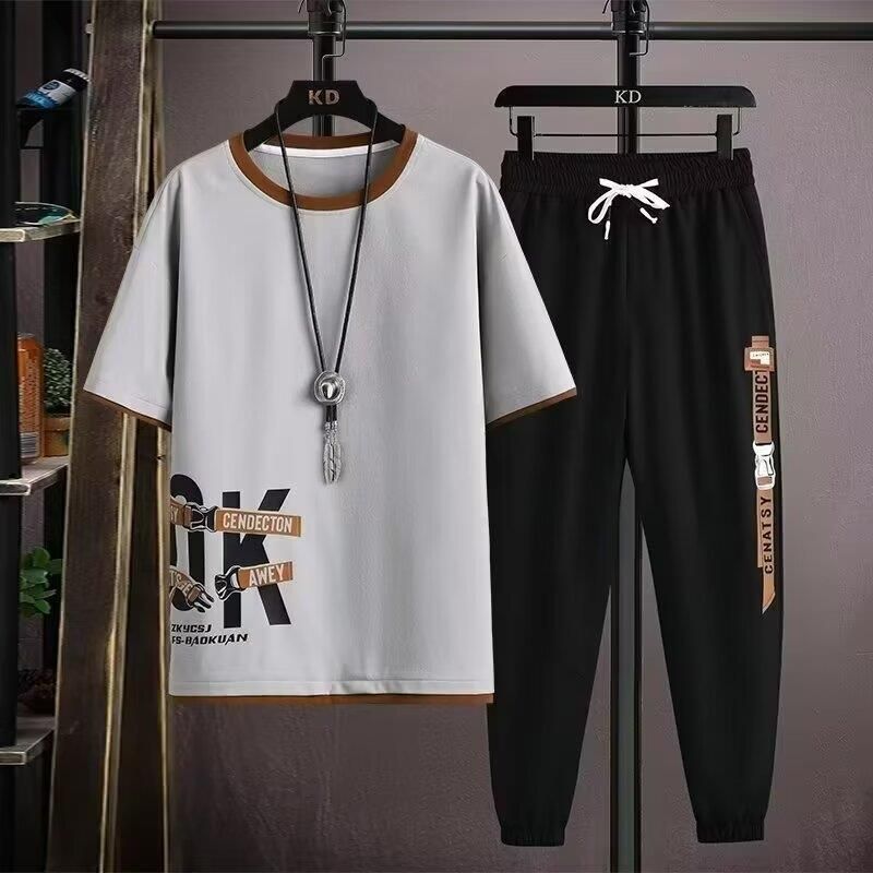 2025 Outfit estivo da uomo, per ragazzi, con maglietta a maniche corte, pantaloni sportivi, casual, studenti, eleganti, set da due pezzi alla moda_voghion.com