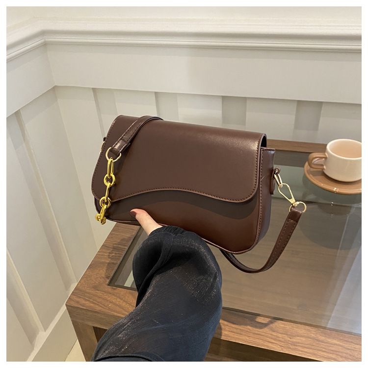 Borsa a tracolla da donna Borsa a tracolla retrò da donna, piccola borsa quadrata_voghion.com