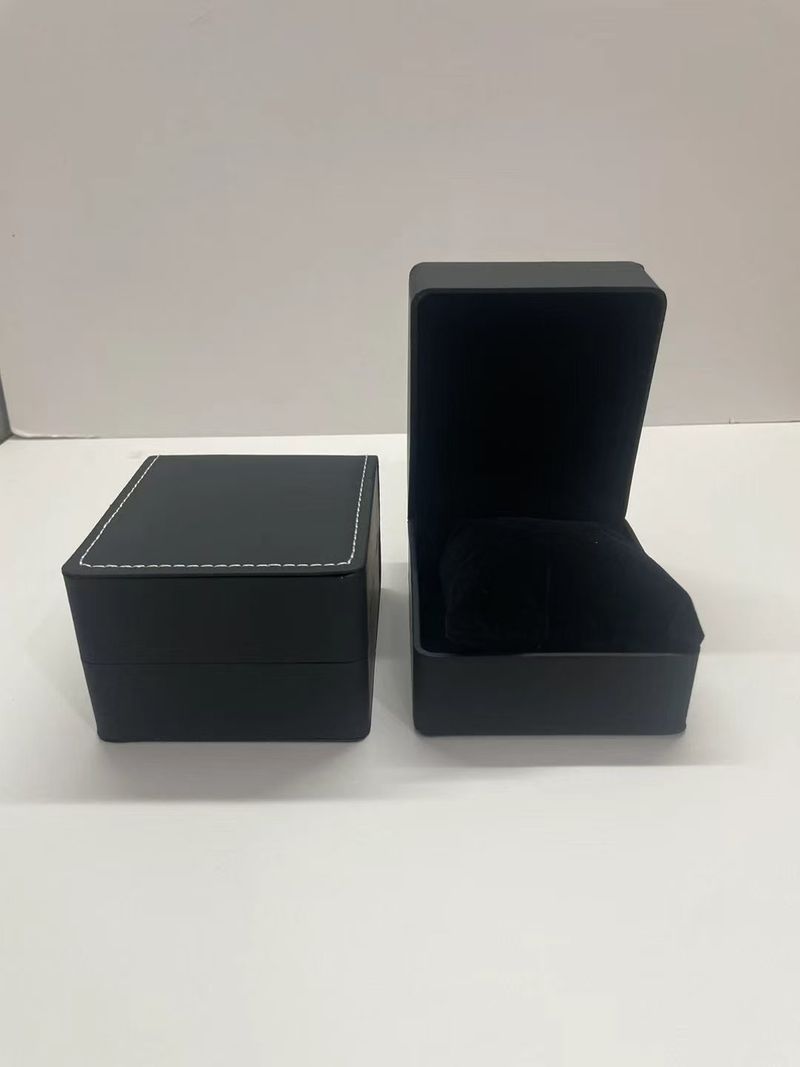 Portable Travel Men's And Women's Watches Jewelry Storage Box High-end Texture Special Watch Box Simple_voghion.com