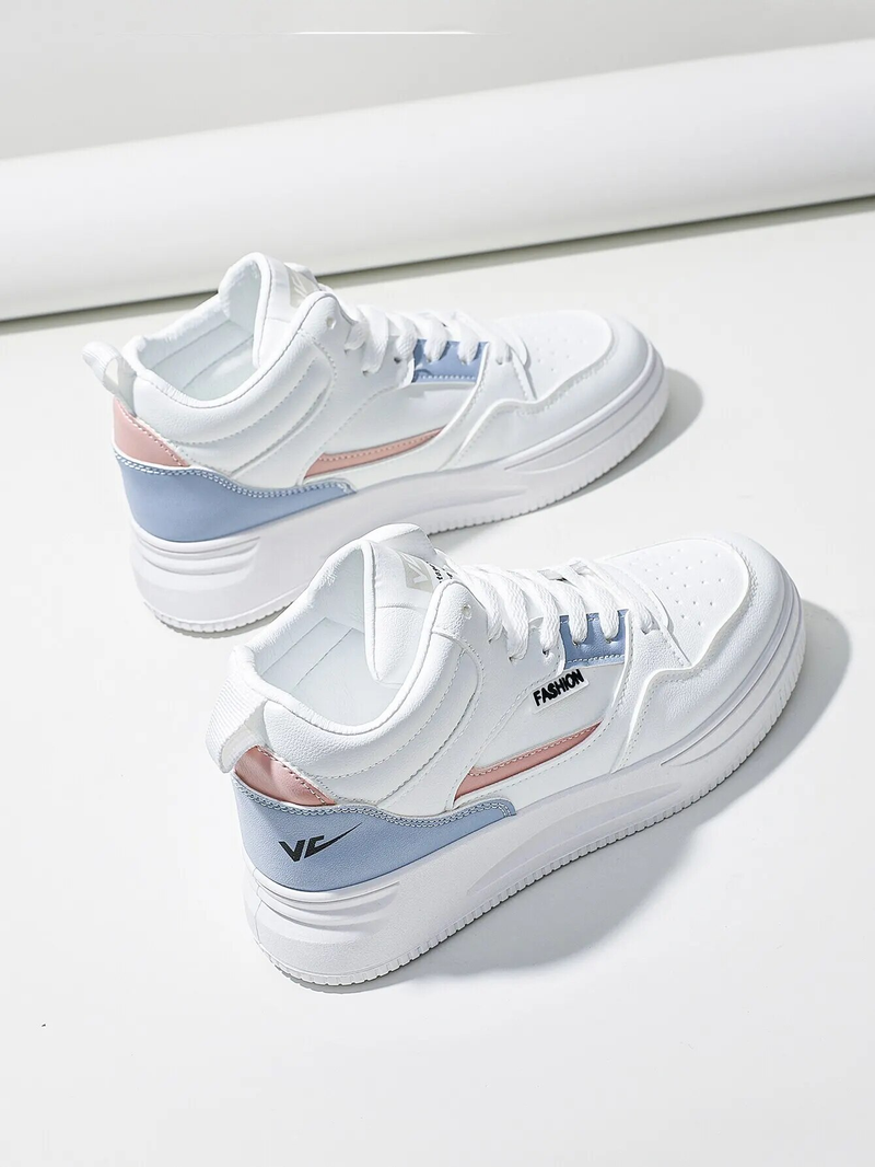 Scarpe da skate da donna bianche con lacci color block sul davanti, sneakers da lavoro leggere e alte per palestra interna ed esterna_voghion.com