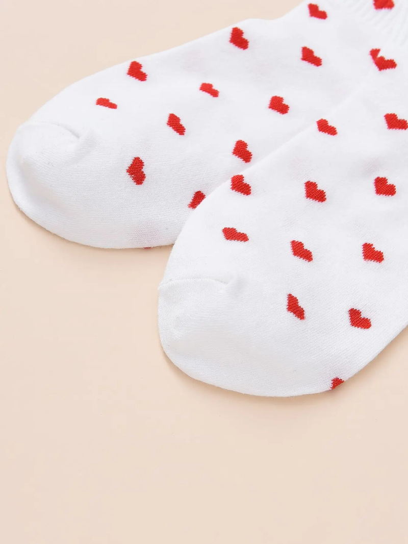 2 Pairs Women Middle Stockings Set Red Heart Pattern in White Socks Fashion Breathable For Female Casual Style_voghion.com