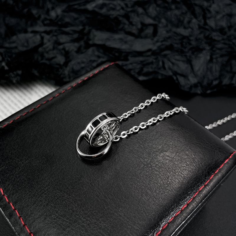 Modeaccessoires Herren- und Damen-Doppelring-Edelstahl-Zirkon-Anhänger-Kettenhalskette für empfindliche Haut_voghion.com