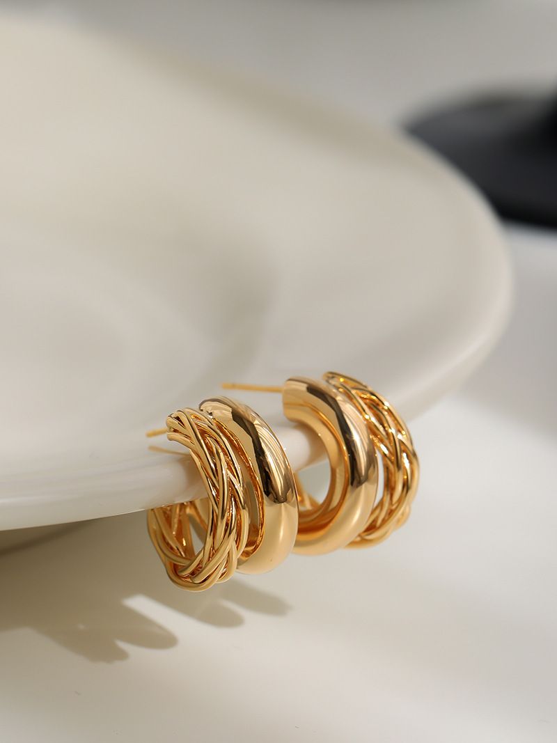 Orecchini a forma di C di alta qualità per donna, orecchini di design di nicchia, accessori per orecchie Yiwu_voghion.com