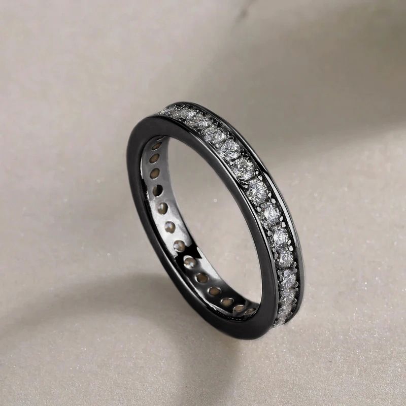 Anel de diamante completo para mulheres, acessórios brilhantes para combinar diariamente, anel versátil elegante e moderno_voghion.com