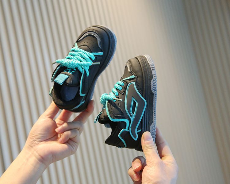 Boys' Casual Board Shoes High Top Girls' Small White Shoes Soft Soled Baby Bread Shoes_voghion.com