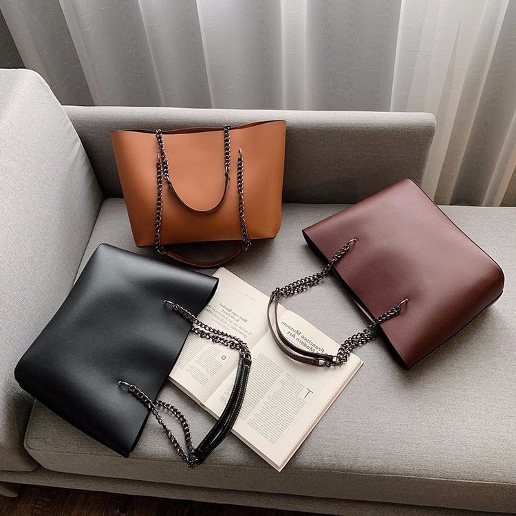 Trendy Soft Leather Large Capacity For Women 2025 New Style Personality Tote Chain Handbag Shoulder Bag_voghion.com