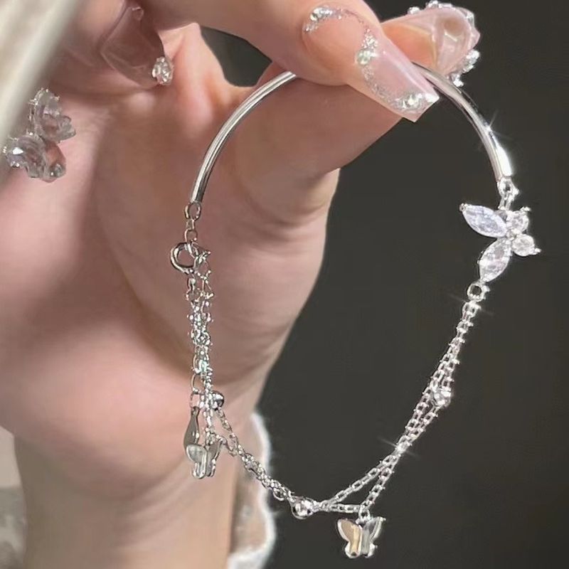 Pulseira Meia Pulseira Borboleta para Mulheres, Instagram Incolor, Design Pequeno e Elegante, Simples e Elegante, Presente de Dia dos Namorados para Mulheres_voghion.com