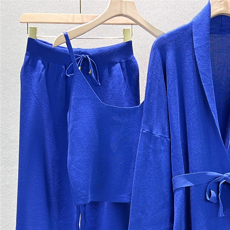 Damesmode gebreid vest, halter, broek met wijde pijpen, driedelige set_voghion.com