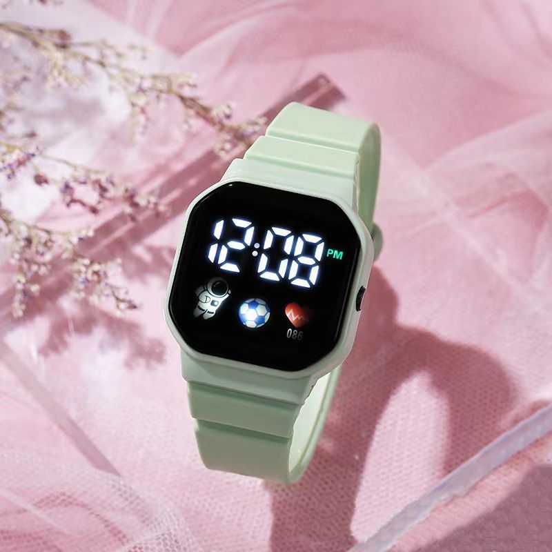 Heißer Verkauf Multifunktionale kinder Wasserdichte Sport Elektronische Student Matcha Rosa Astronaut Dual Display Uhr_voghion.com