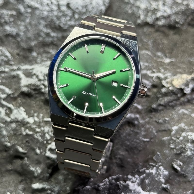 Orologio al quarzo con secondi continui, da uomo, con cinturino in acciaio a tre perni, serie 2025_voghion.com
