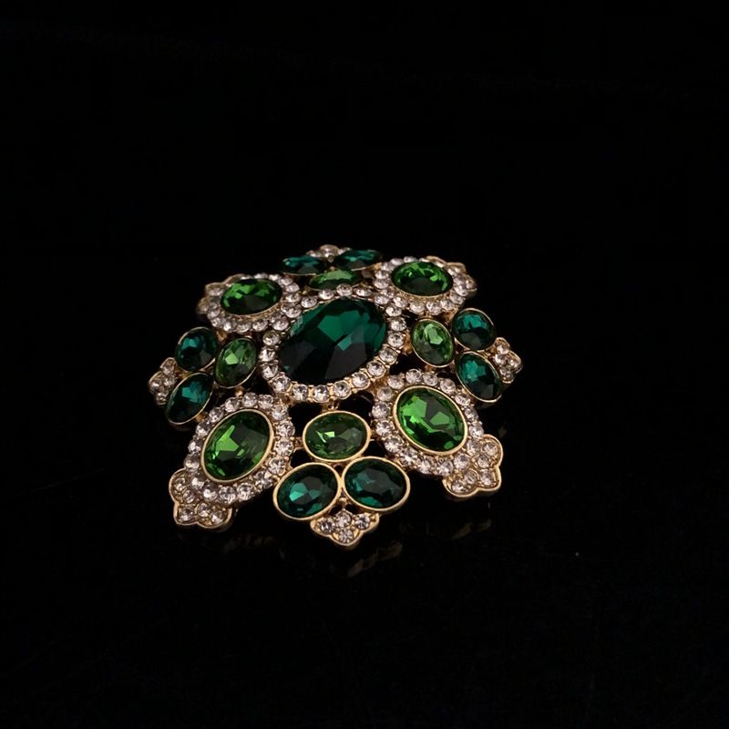 Broche de esmeralda engastado con corte de diamante, diseño alto, broche de joyería de ramillete a juego_voghion.com