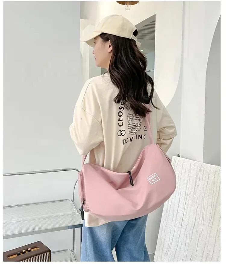 Sporttasche mit großem Fassungsvermögen, tragbar, mit Nass- und Trockentrennung, verstellbarem Schultergurt, Schwimm- und Fitnessrucksack_voghion.com