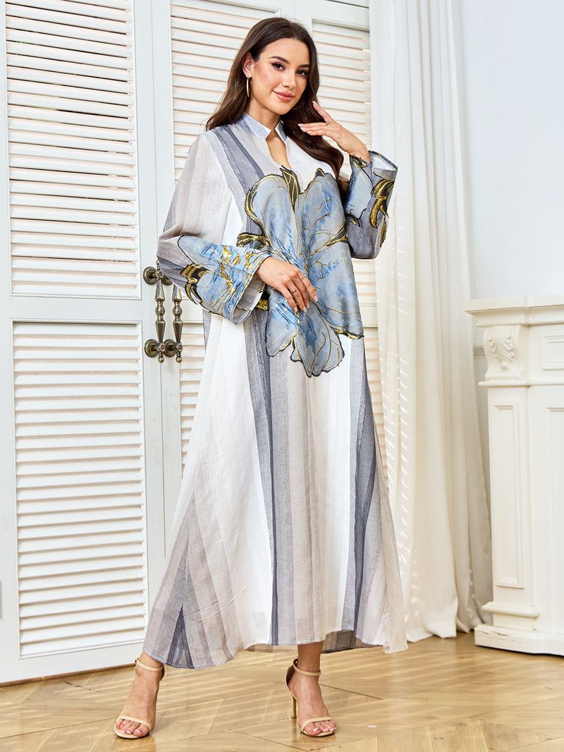 Elegantes besticktes Abaya-Kleid mit Blumenapplikation – Locker sitzendes Langarm-Maxikleid für Damen, atmungsaktives Polyester, Beige (S-XXL)_voghion.com