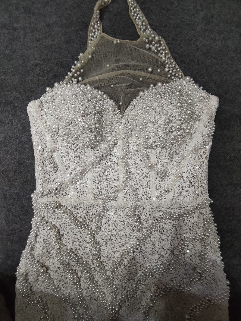 Elegant Beaded Mermaid Evening Gown With Deep V-Neck For Weddings, Parties & Special Occasions_voghion.com