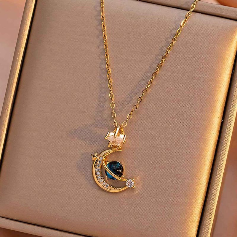 Titanium steel does not fade necklace Europe and the United States shell butterfly fishtail moon light luxury clavicle chain all senior sense necklace_voghion.com