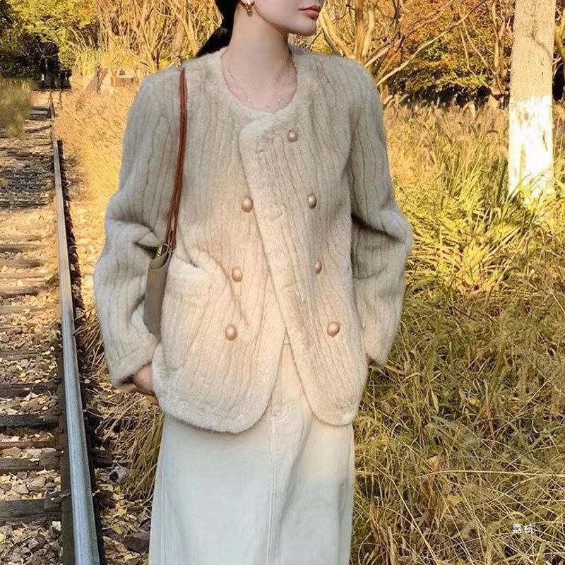 Mantel Für Frauen 2024 Herbst Winter Neue Nerz Pelz Kurze Zweireiher Stil_voghion.com