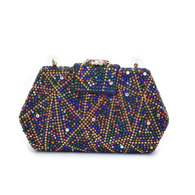 Scarpe con tacco medio e punta a punta in strass con design a tacco alto con diamanti abbinate a una borsa da sera alla moda con diamanti._voghion.com