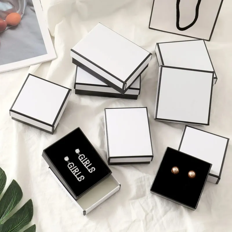 12pack White Black Cardboard Jewelry Box Earings Rings Necklace Storage Boxes 7x9x3cm Kraft Paper Travel Wedding Gift_voghion.com