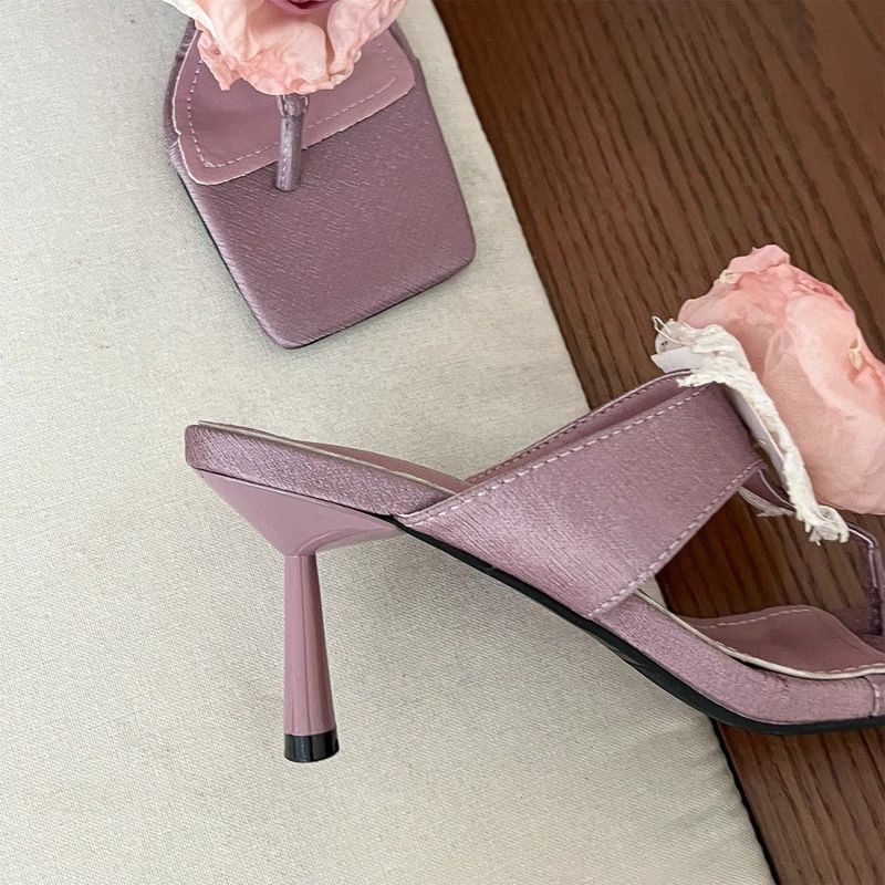 2024 sommer Neue Rose Chinesische Blume Hohe Frühjahr/Sommer Pinch Toe Dünne Ferse Sandalen Weiblichen_voghion.com