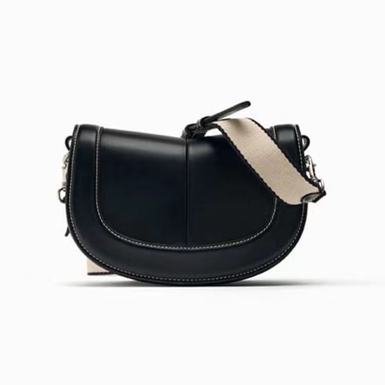 Hiszpańska damska torba typu crossbody z 2025 r. z magnetyczną klamrą i ozdobnymi przeszyciami_voghion.com