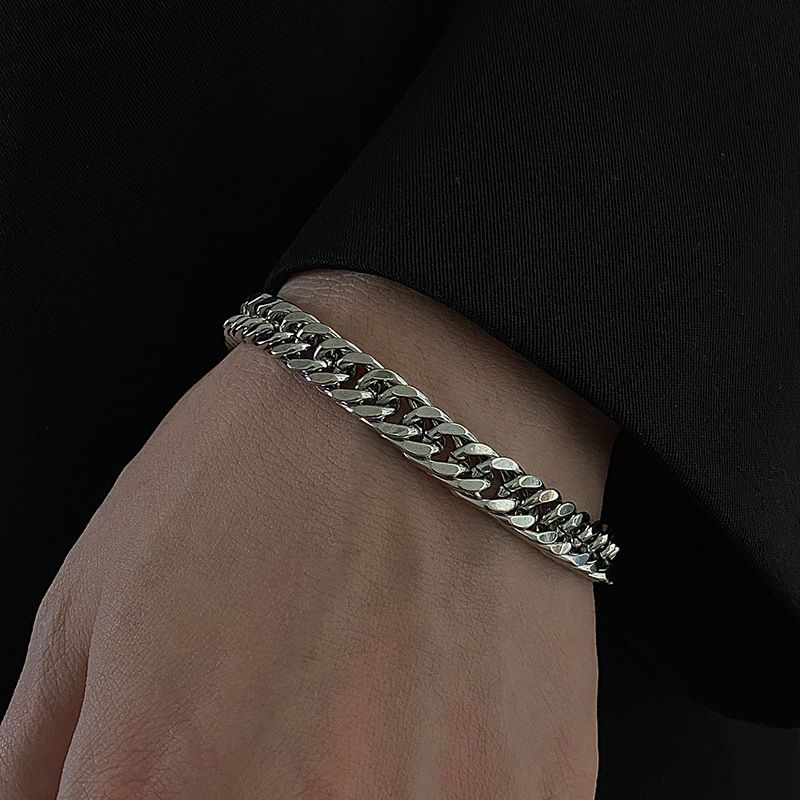 Bracciale di lusso in stile minimalista per donna, design sensato, elegante e semplice catena cubana spessa OT, gioiello unisex_voghion.com