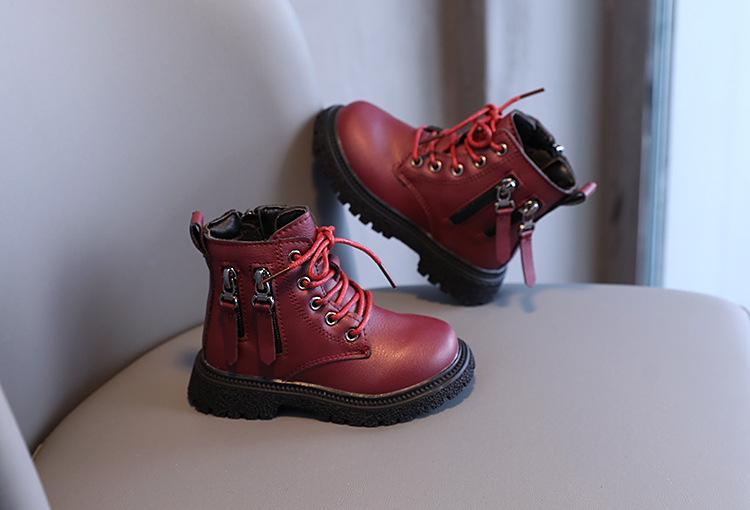 Scarpe per bambini Autunno e inverno Stivali Martin in velluto Scarpe piccole e calde in pelle Stivali corti grandi in cotone per ragazze_voghion.com