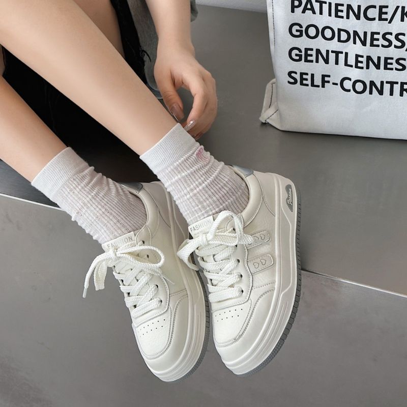 2025 Herbst Neue Weiß Mehrzweck Atmungsaktiv Leichte Einfache Mode Hunderte Tragen Bequeme_voghion.com