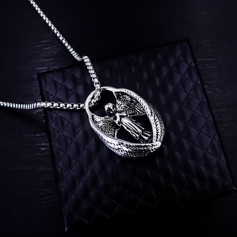 New Hip Hop Street Punk Personality Hot Sale Faith Muse Prayer Prayer Stainless Steel Pendant Angel Wings Necklace Men's Necklace_voghion.com