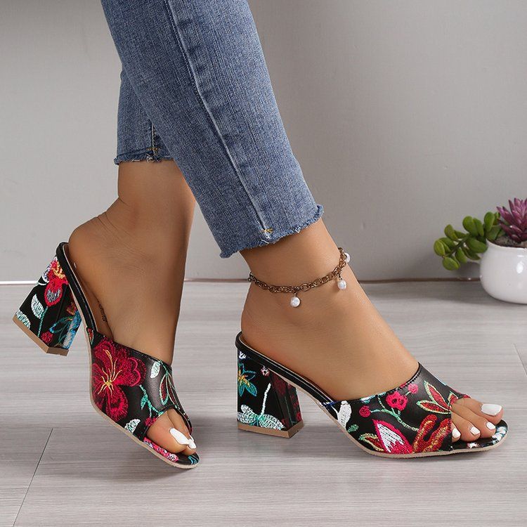 Plus Size Chunky Pantoffels Zomermode Bedrukte Buiten Vierkante Teen Hoge Hak Sandalen Voor Vrouwen_voghion.com