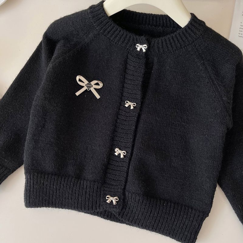 2024 Autunno Nuovo Ragazza Alla Moda Piccolo Stile Fragrante Farfalla Nodo Maglia Camicia Floreale Gonna Corta Due Pezzi Set_voghion.com