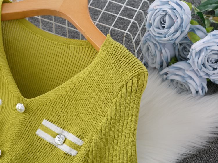 Abito in maglia con scollo a V da donna, snellente e con gonna snellente per fianchi, alla moda ed elegante, monopetto, lavorato a maglia_voghion.com