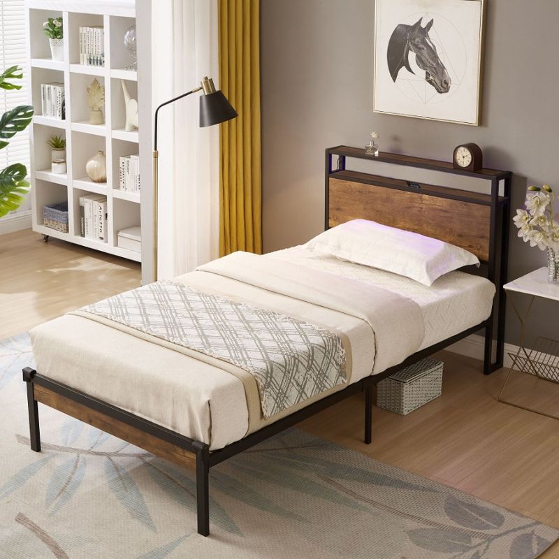 Telaio facile senza letto con dimensioni sotto una piattaforma di stoccaggio con molle USB tavola di legno in metallo necessaria letto e pediera box doppio RIVESTIMENTO_voghion.com