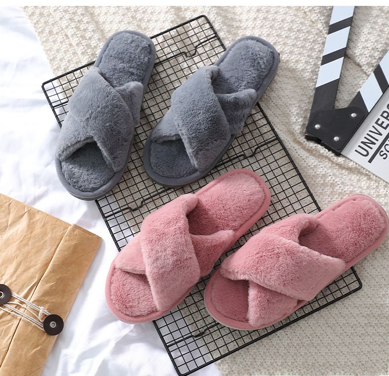 Explosions Cross Plush Slippers Autumn and Winter New Indoor Warm Cotton Slippers Thickened Leaky Toe Mao Mao Slippers_voghion.com