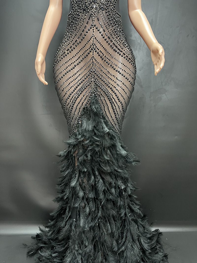 Damenbekleidung Schwarzes Strass-Federkleid Mesh Rotes Abendkleid Elegantes Kleid_voghion.com