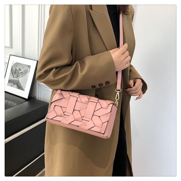 Borsa da donna in tessuto dal design piccolo 2023 Borsa a tracolla alla moda con nuova trama autunno/inverno 2023 Borsa a tracolla personalizzata_voghion.com